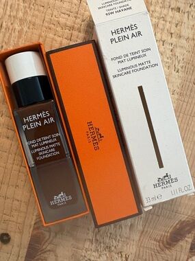 Hermès Plein Air Foundation in Shade 93W Havane BNIB